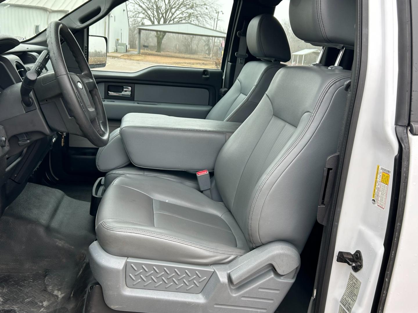 2014 White /Gray Ford F-150 (1FTEX1CM7EK) with an 3.7L V6 engine, 6-Speed Automatic transmission, located at 17760 Hwy 62, Morris, OK, 74445, (918) 733-4887, 35.609104, -95.877060 - Photo#8